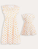 Mamaí & Mise Strap Saoire Gúna Flower Tiny